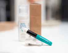 Load image into Gallery viewer, Wholesale - Tea Tree Eyelid Foaming Cleanser