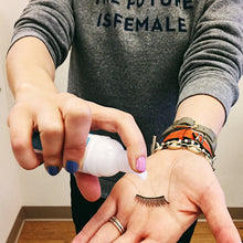 Load image into Gallery viewer, Tea Tree Eyelid Foaming Cleanser